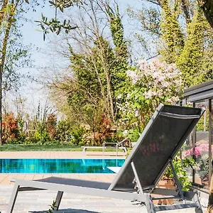 Royal Con Piscine Calda E Fredda Parme