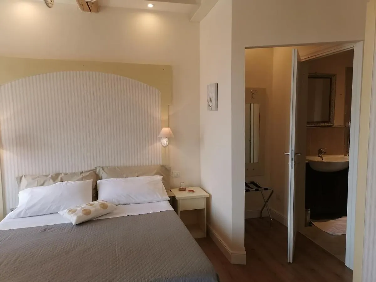 Guest house Ariediparma - Rooms&Apartments